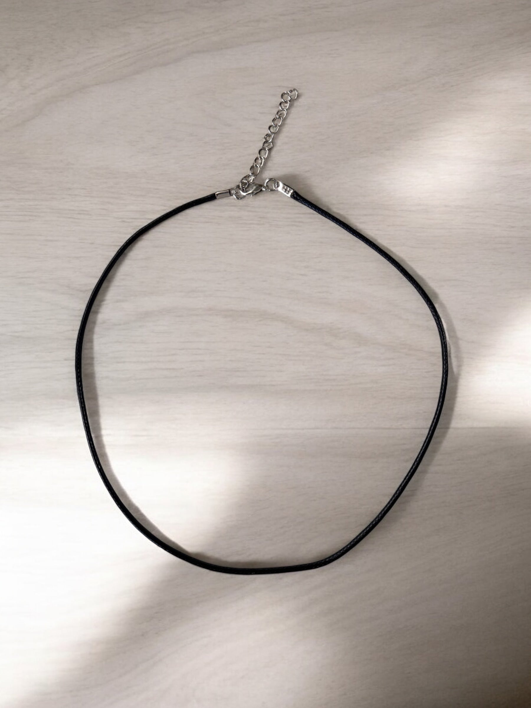 CORDÓN NEGRO COLLAR
