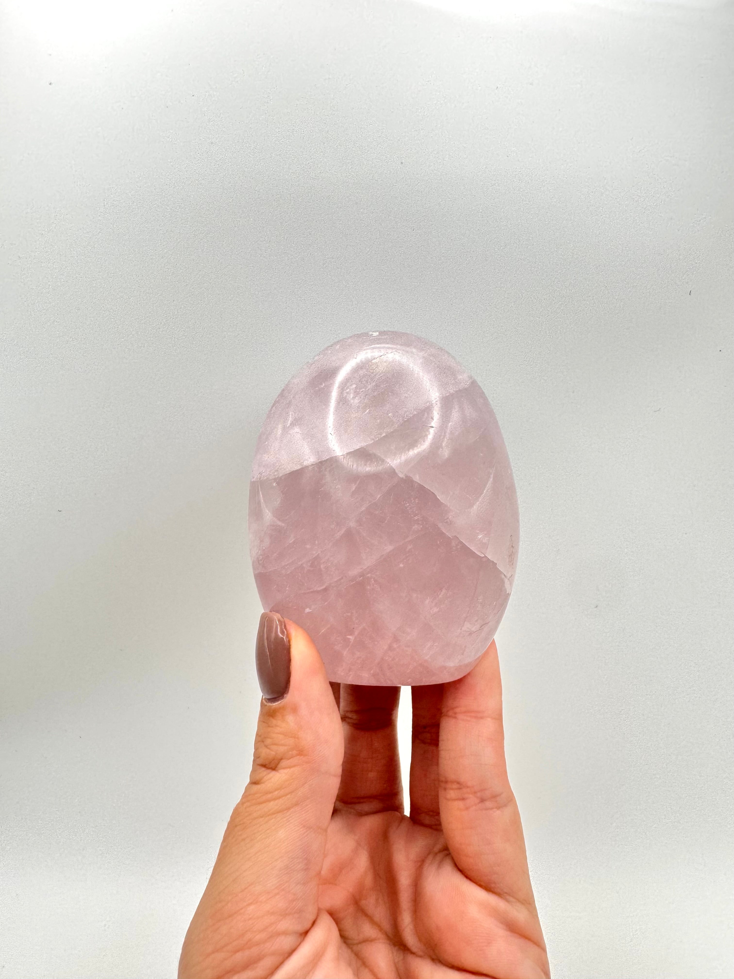 PIEZA CUARZO ROSA PULIDO CON BASE PLANA |  ELIGE LETRA