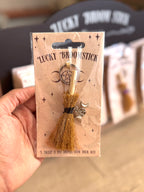 LLAVERO DE LA SUERTE ESCOBA DE BRUJA | ELIGE MODELO