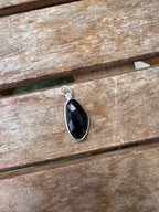 COLGANTE FACETADO TURMALINA | TRANSFORMACIÓN