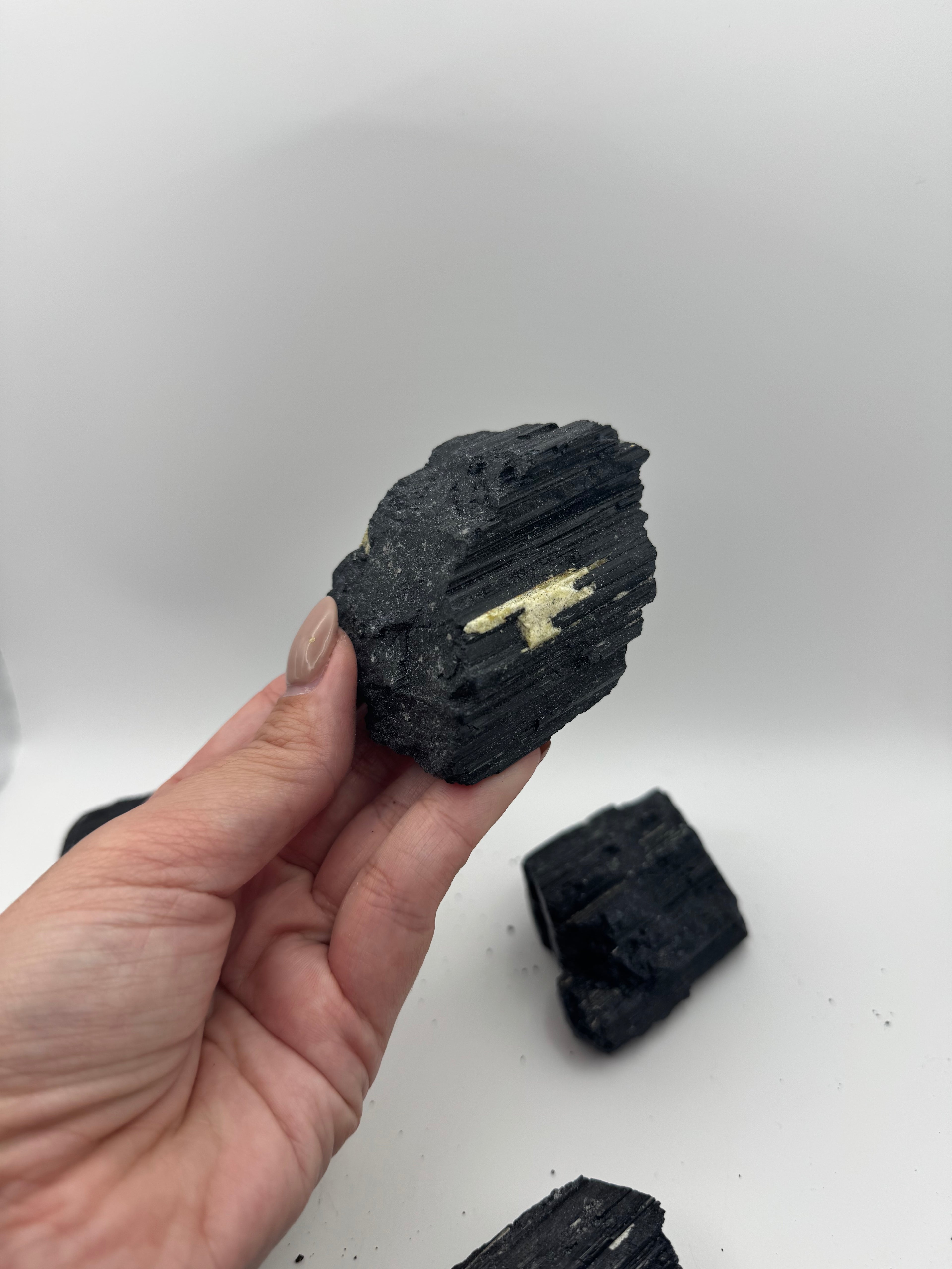 TURMALINA EN BRUTO GRANDE