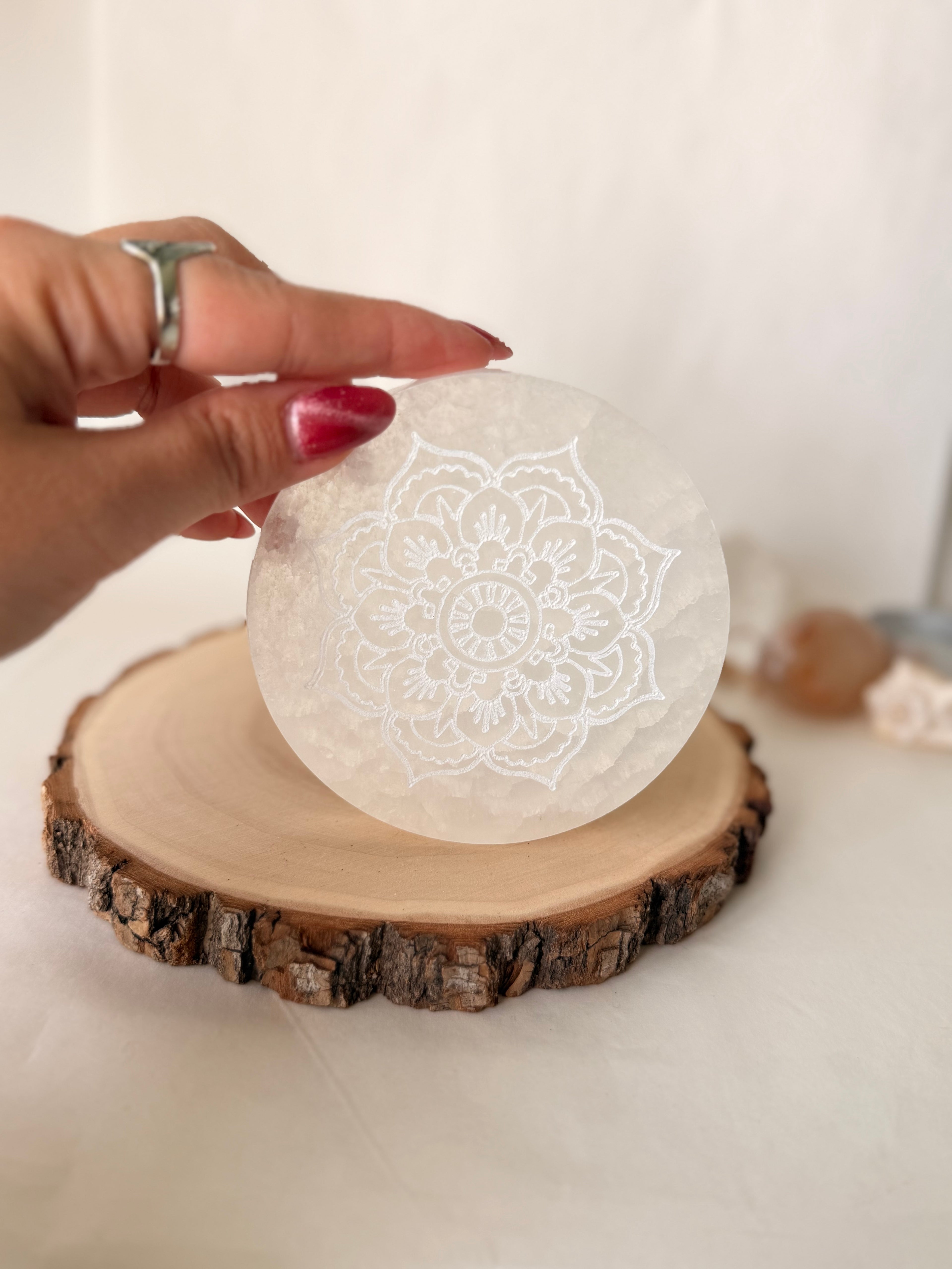 PLACA SELENITA 10CM MANDALA | RECARGA Y LIMPIEZA