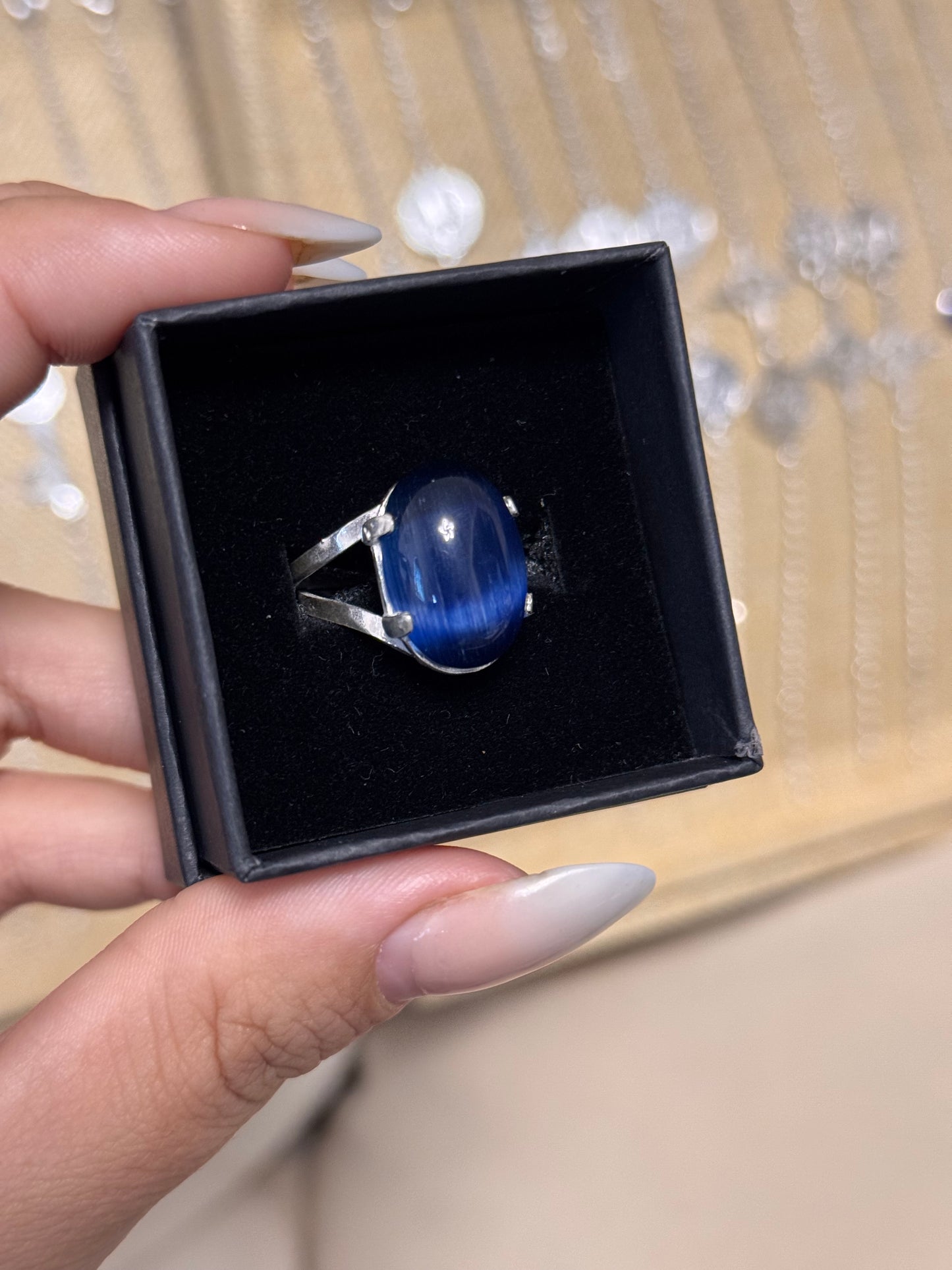 Anillo selenita azul ajustable de plata de ley