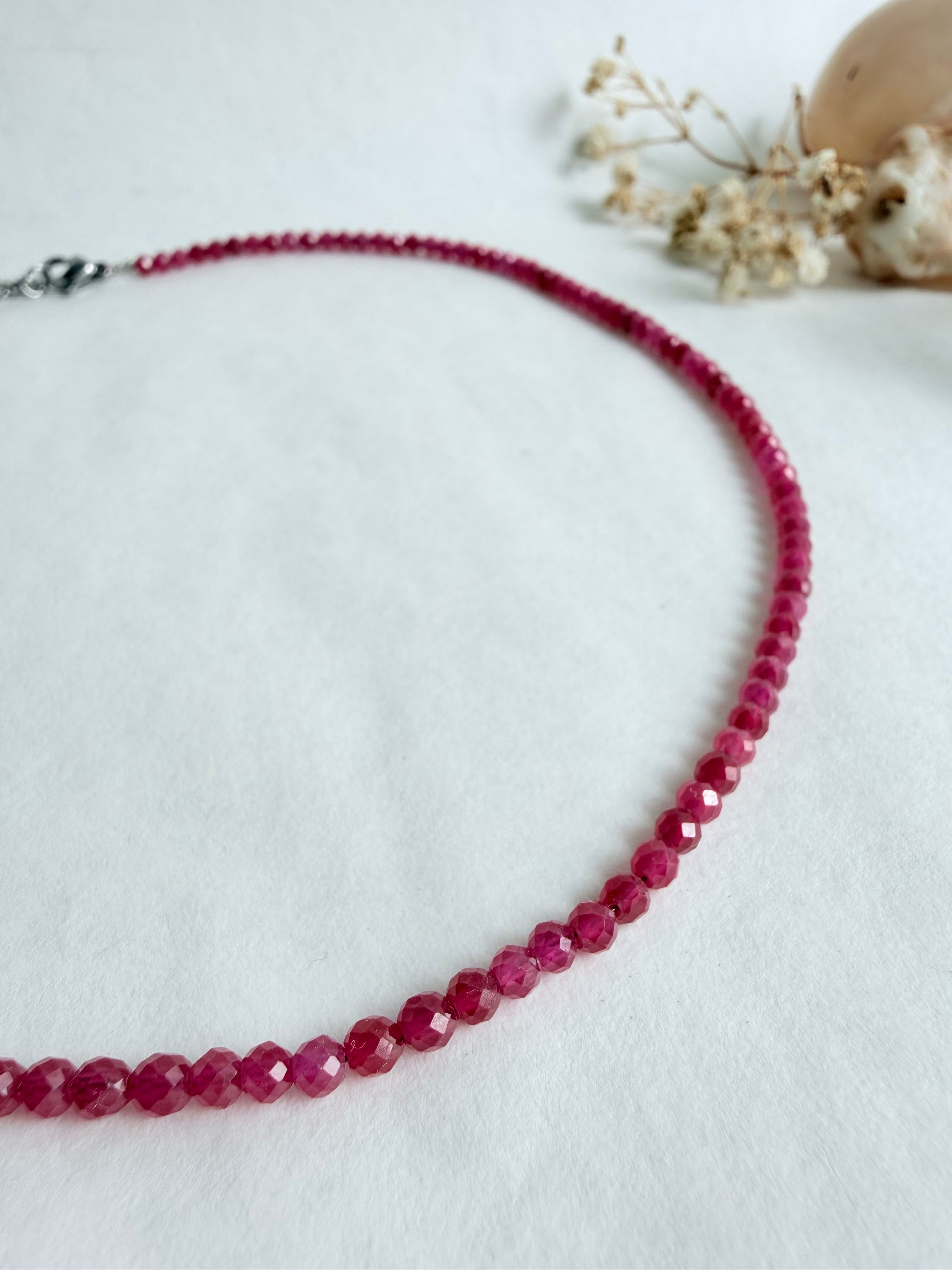 GARGANTILLA FUERZA INTERIOR | RUBI