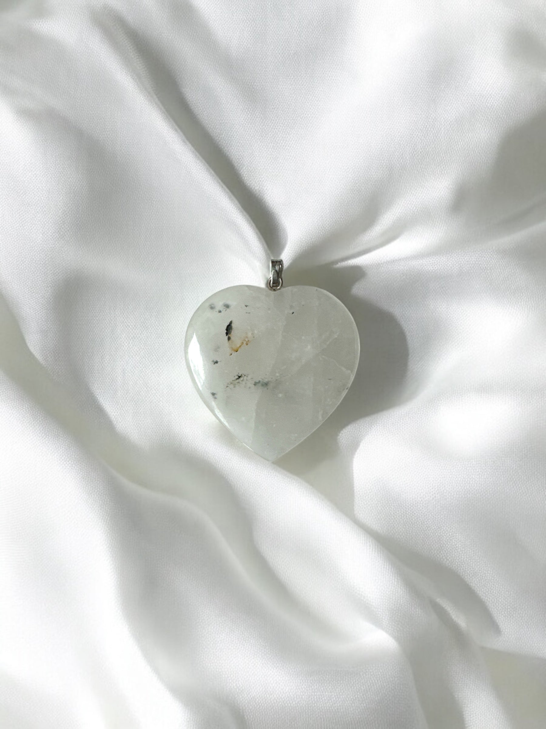 COLGANTE CORAZÓN CUARZO BLANCO | AMPLIFICADOR