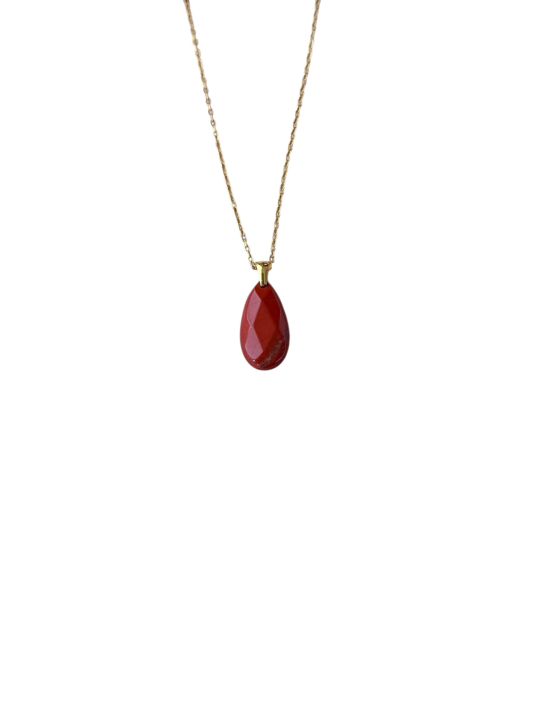 COLGANTE EN ACERO DORADO | FACETADO JASPE ROJO | VITALIDAD | PASIÓN