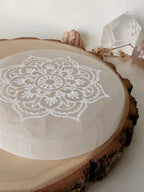 PLACA SELENITA 10CM MANDALA | RECARGA Y LIMPIEZA