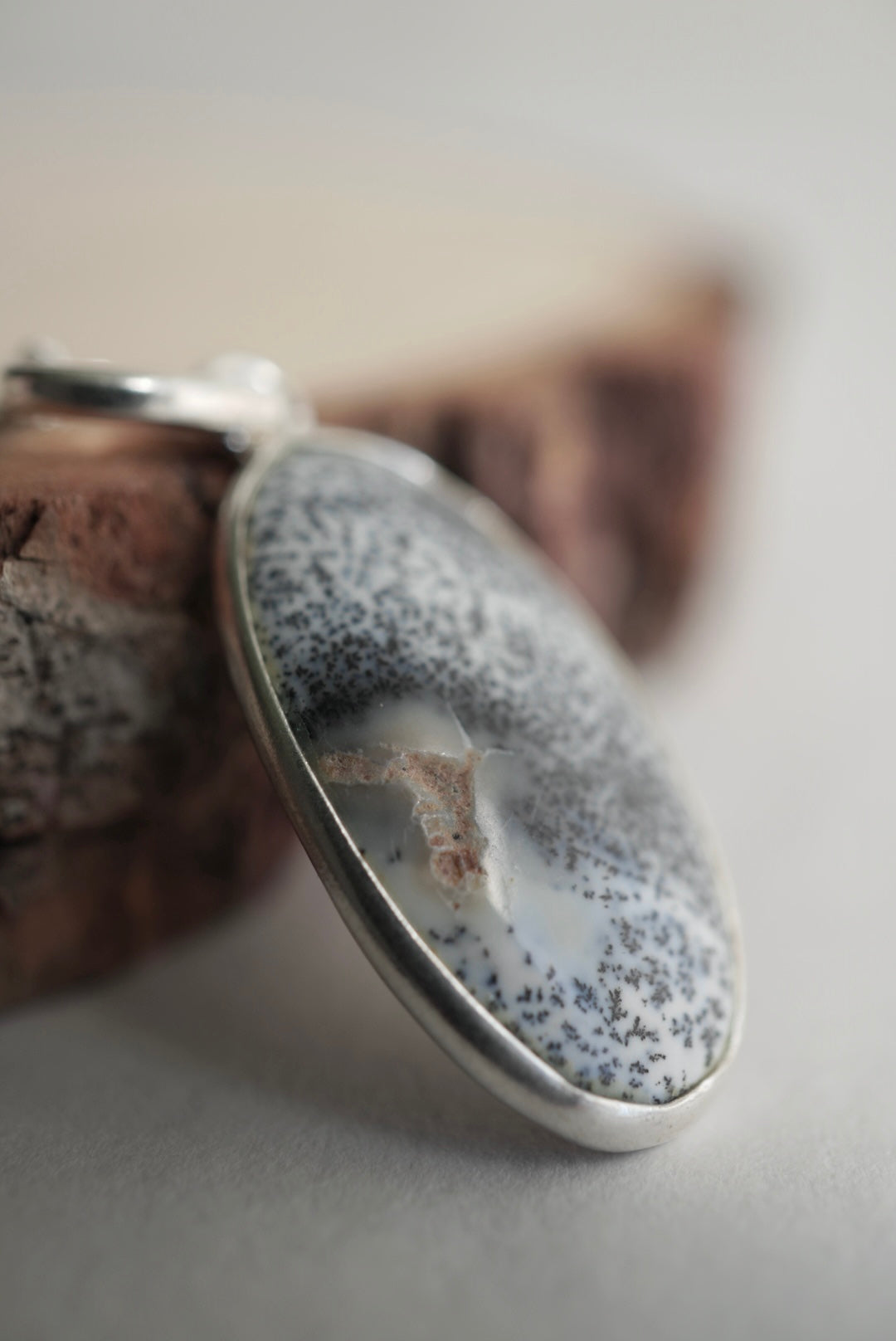 COLGANTE ÁGATA DENDRITICA ESPIRITUAL