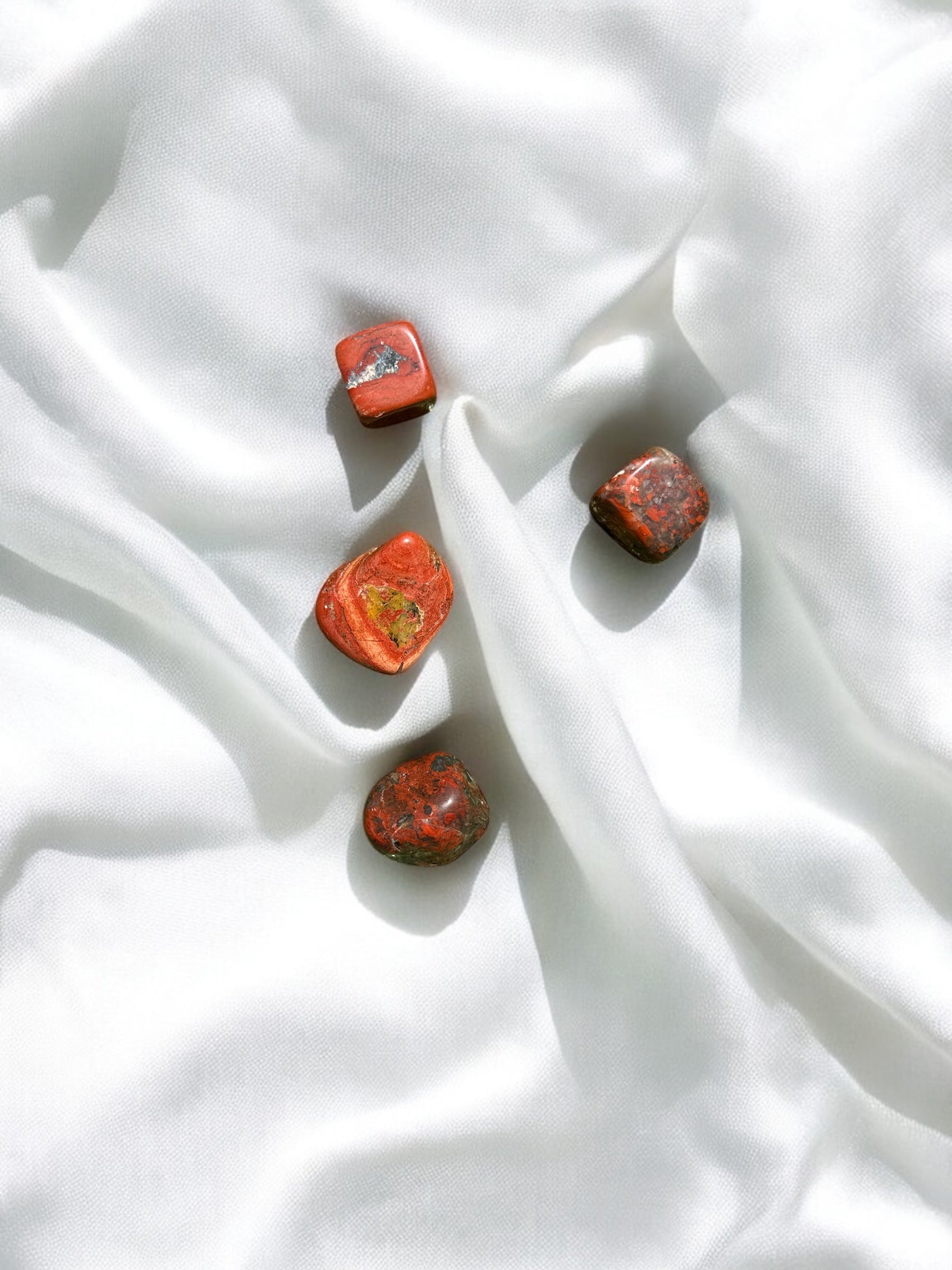 RODADO JASPE ROJO | ENERGÍA | PASIÓN