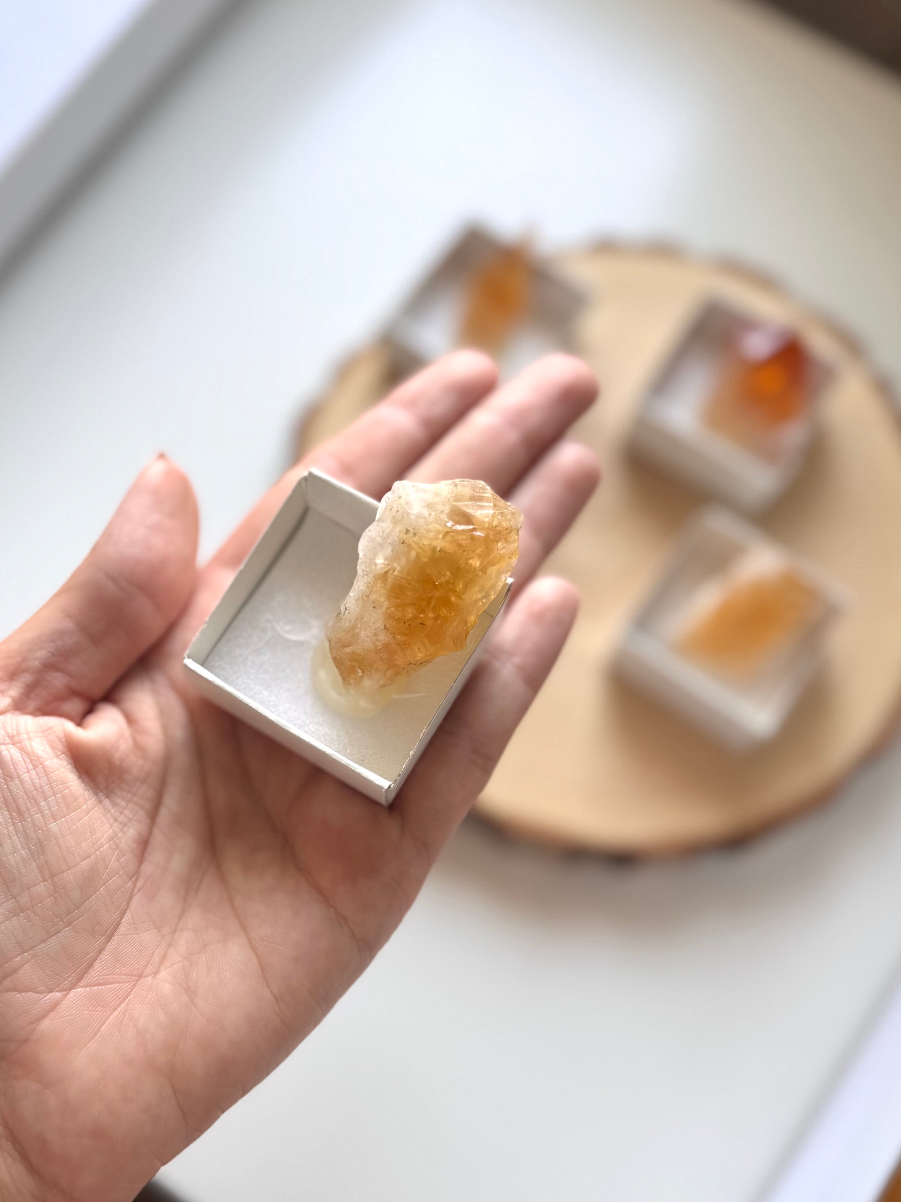 CITRINO EN BRUTO COLECCIÓN