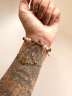 PULSERA MANIFESTADORA CODIGO SAGRADO 88888 MACRAMÉ