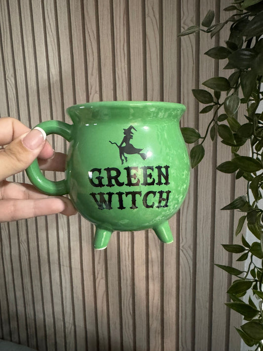 Taza bruja verde