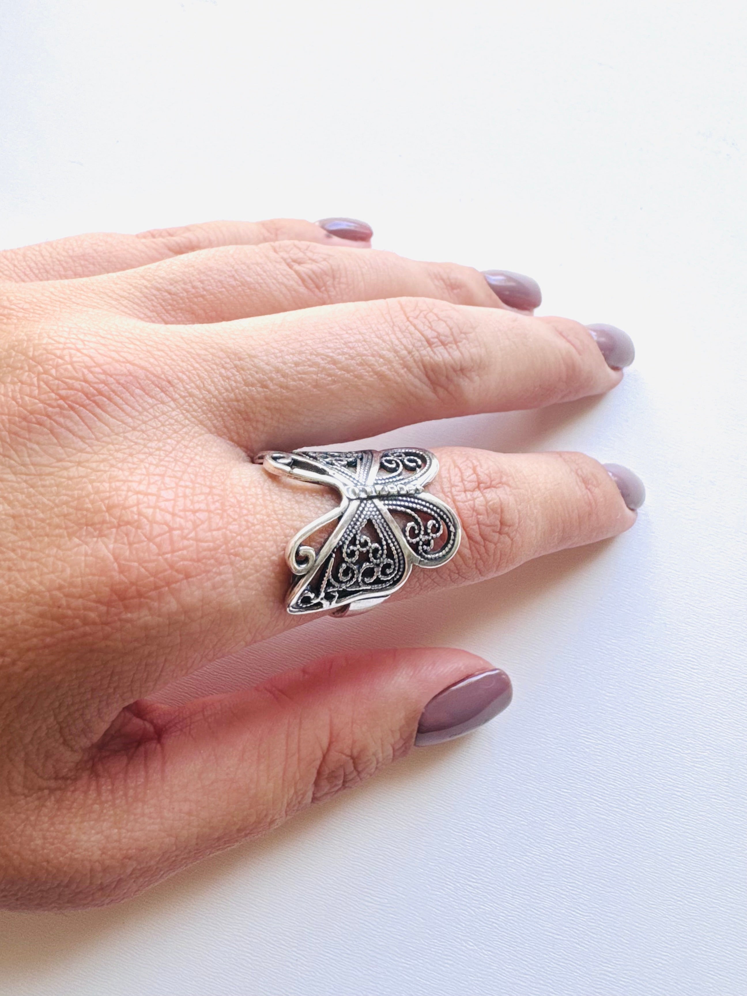 ANILLO MARIPOSA AJUSTABLE PLATA | TRANSFORMACIÓN