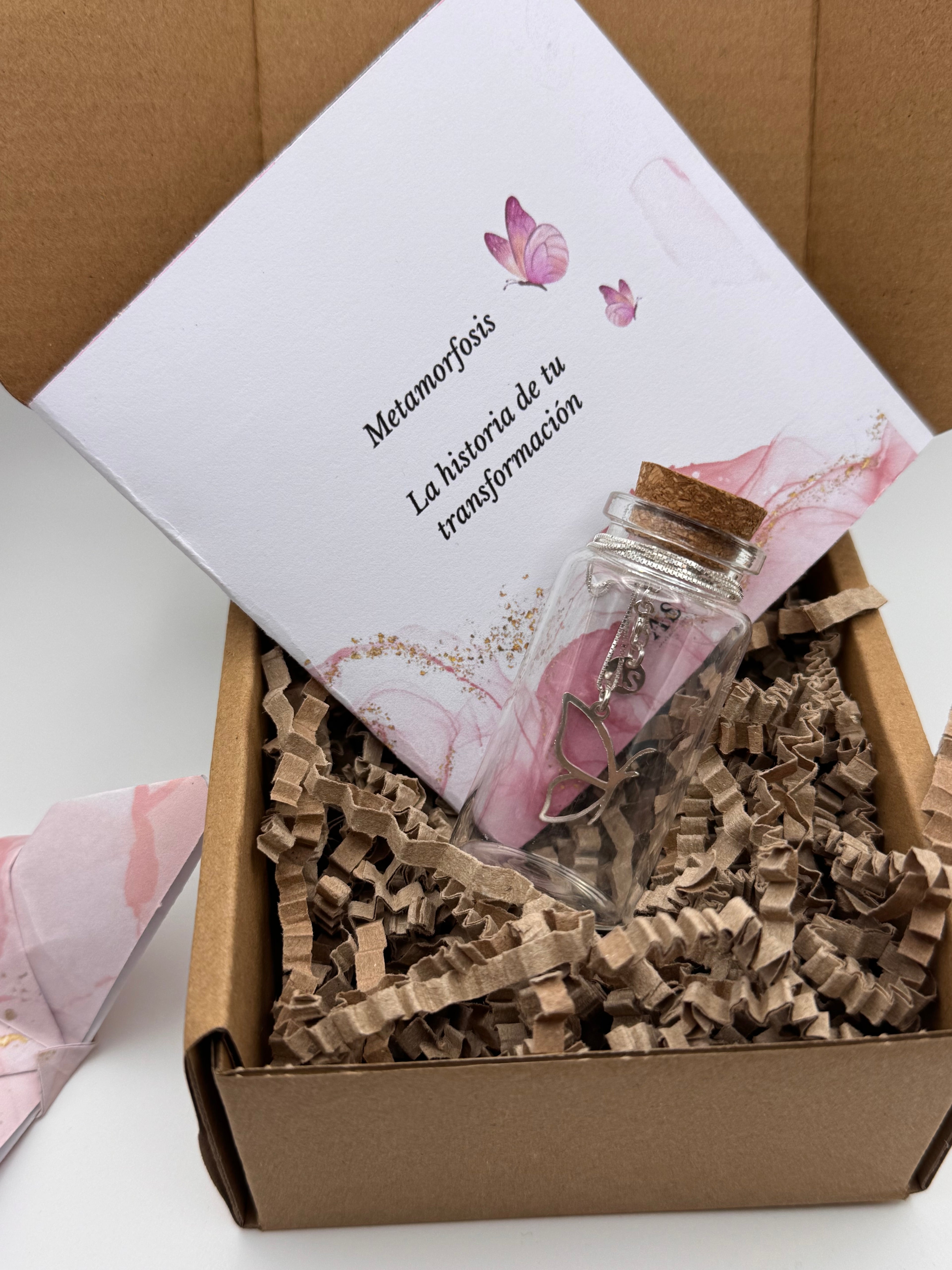 COLGANTE METAMORFOSIS