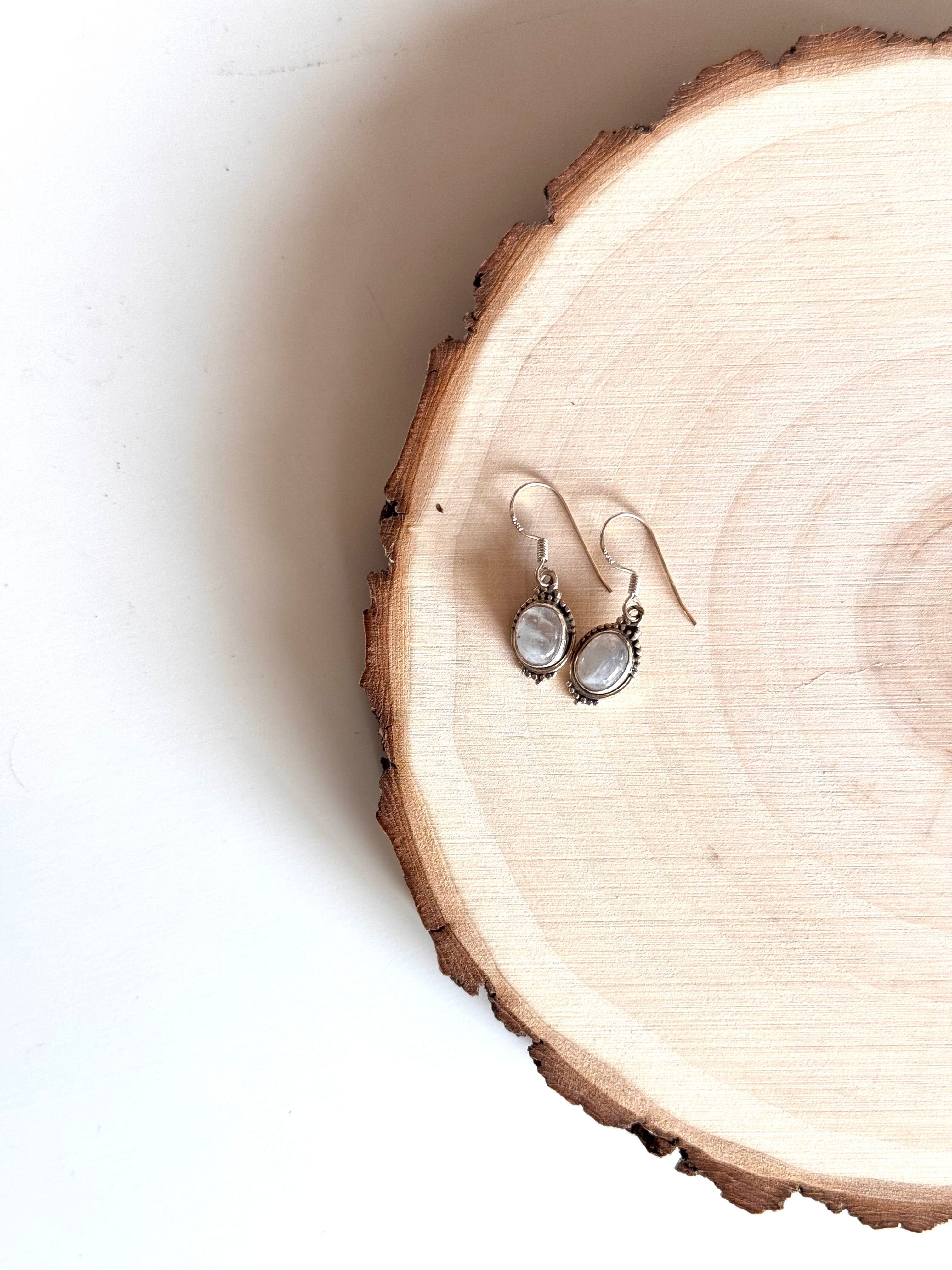 PENDIENTES PLATA CON PIEDRA LUNA