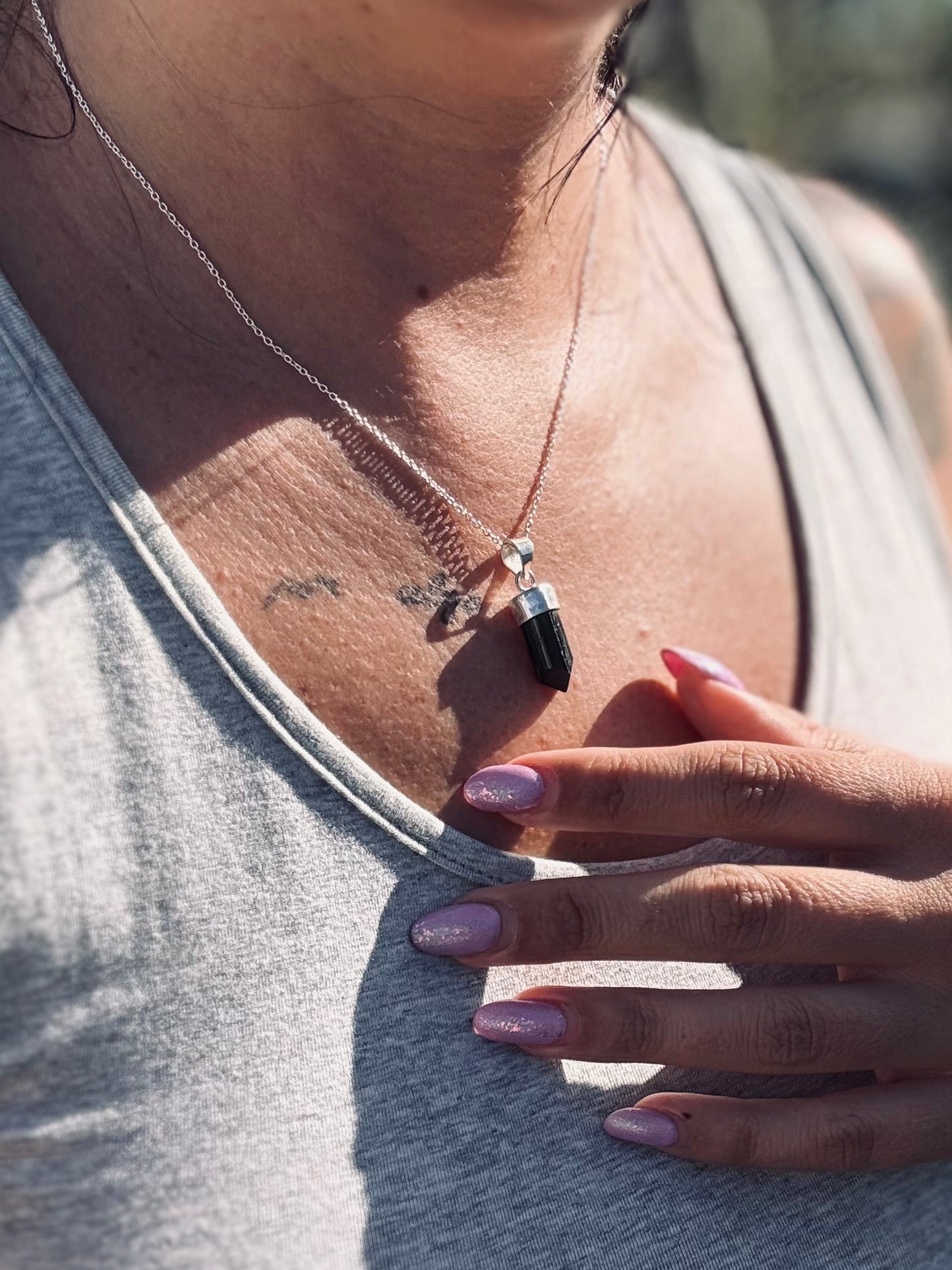 COLGANTE BARRA TURMALINA PLATA