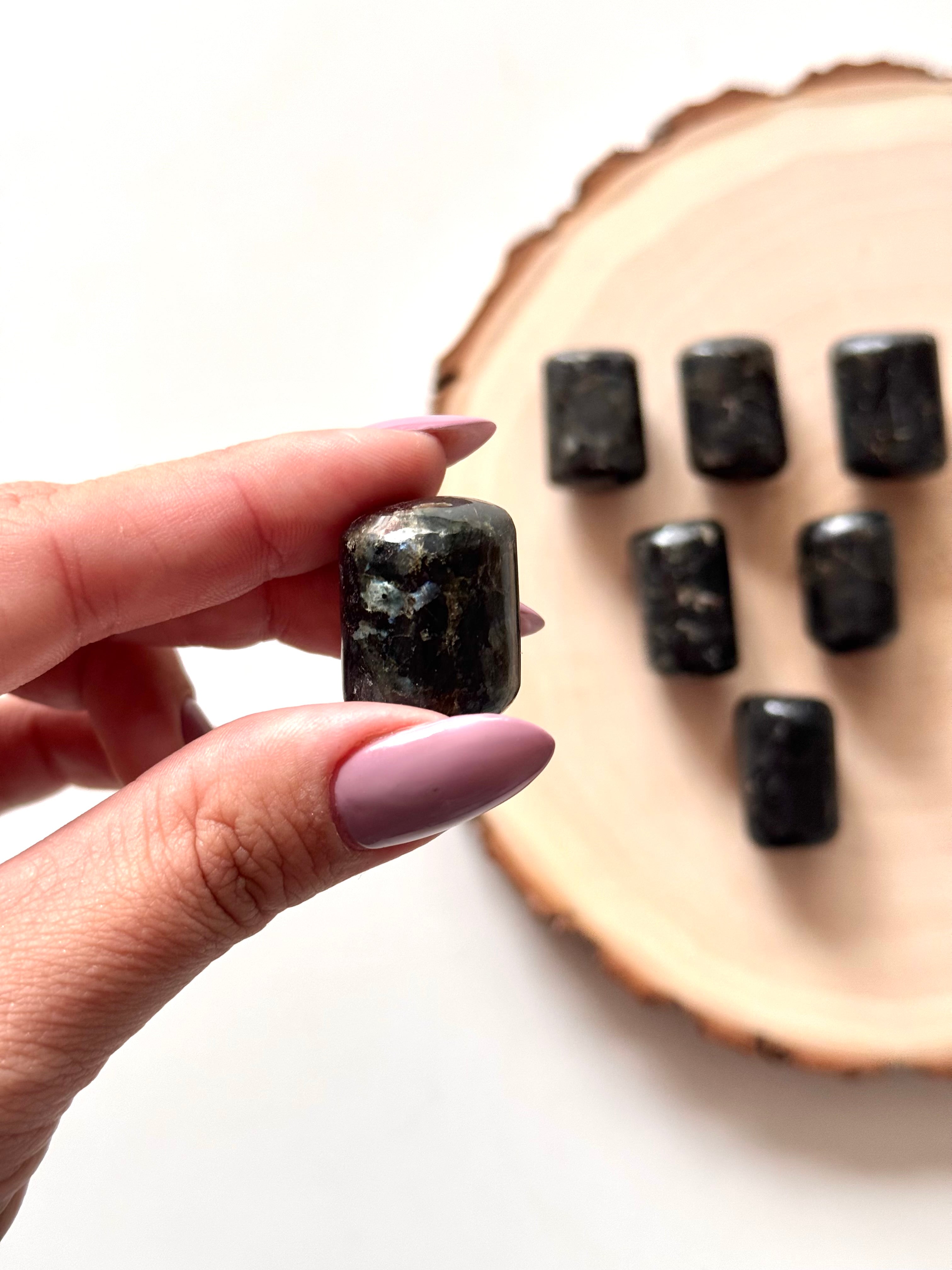 NUUMMITE | NUEVOS COMIENZOS | MANIFESTACIÓN