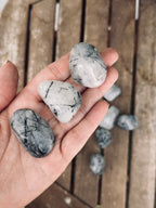 RODADO CUARZO TURMALINADO | AMPLIFICA Y PROTEGE