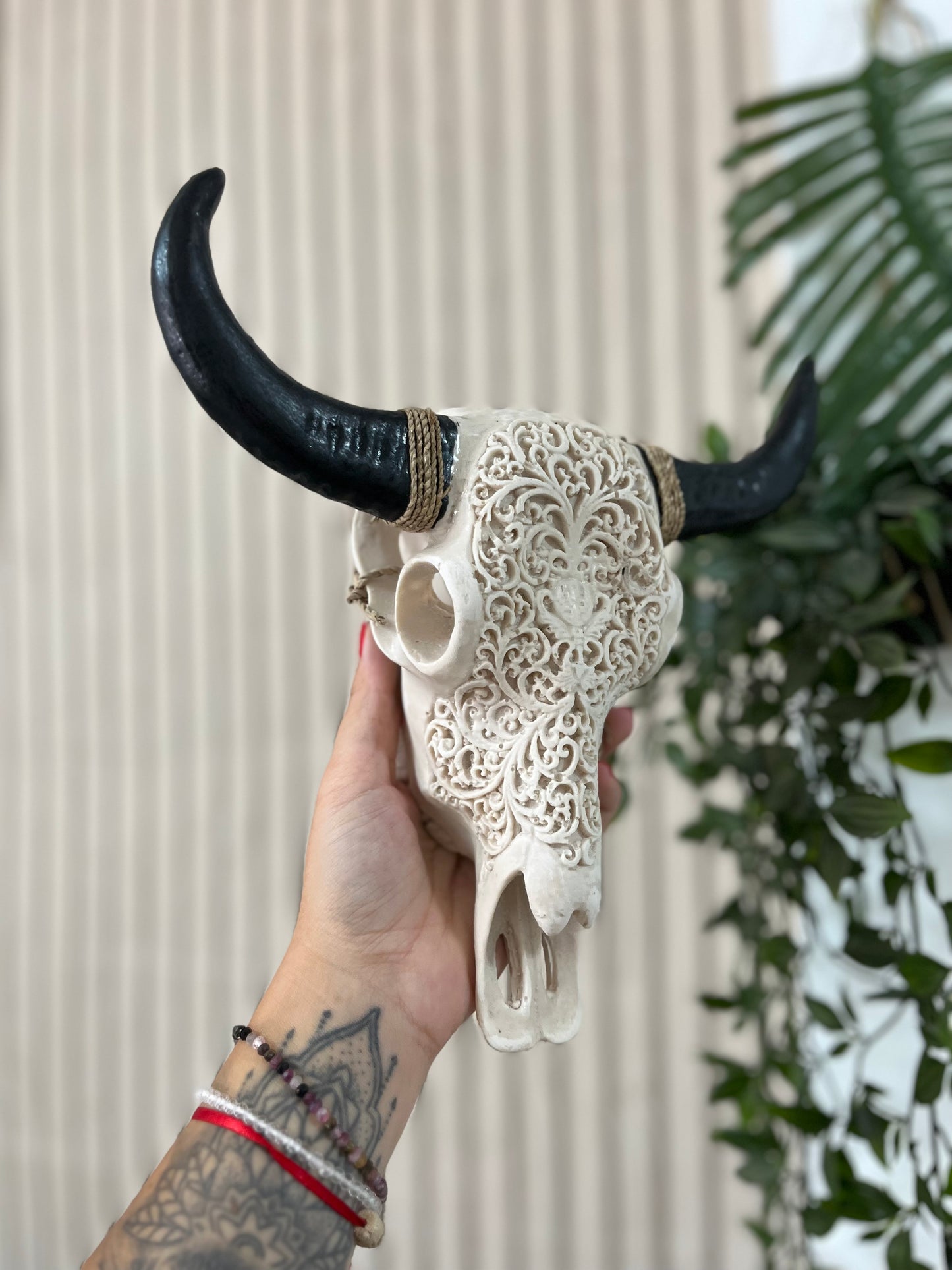 Cabeza de búfalo tallada resina 25cm