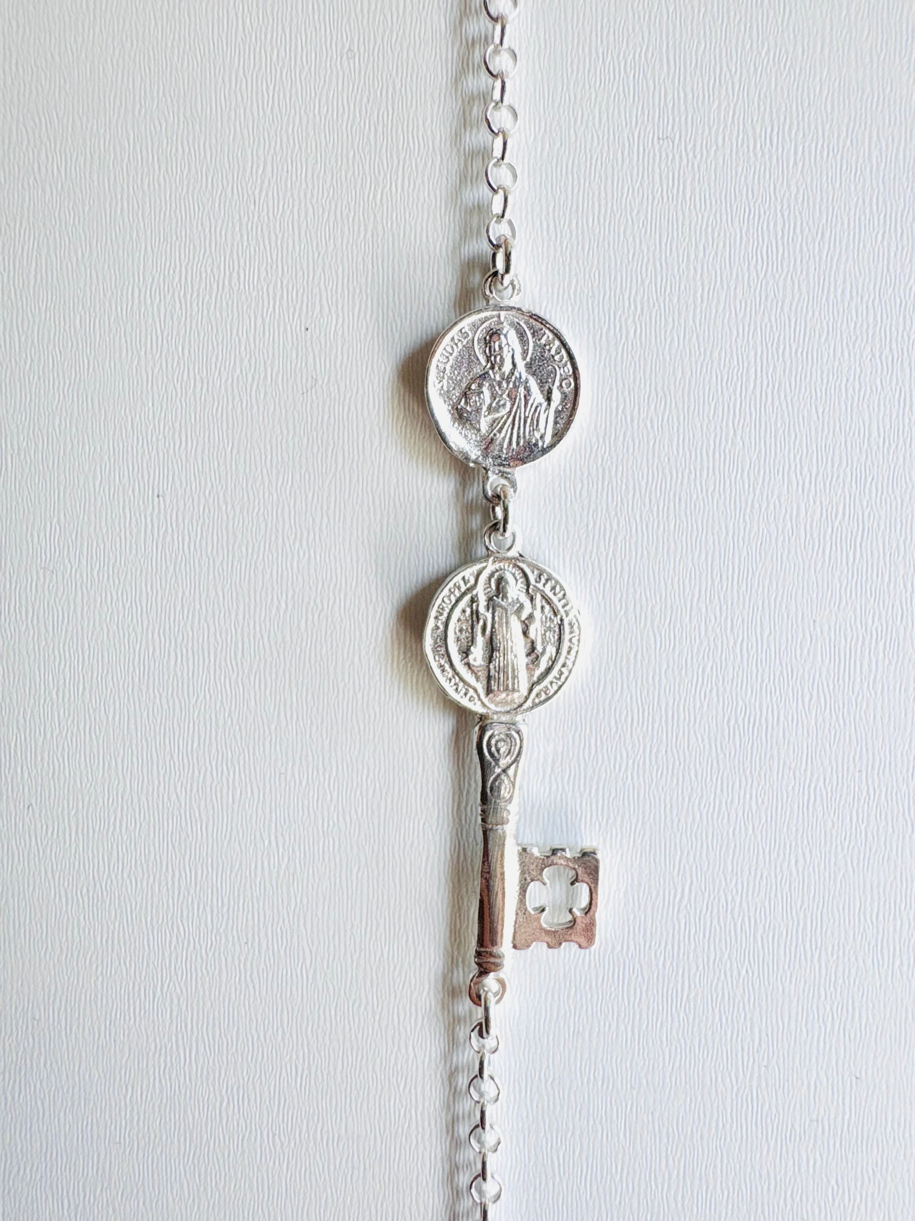 PULSERA TRIPLE PROTECCIÓN | LLAVE SAN BENITO Y MEDALLA SAN JUDAS