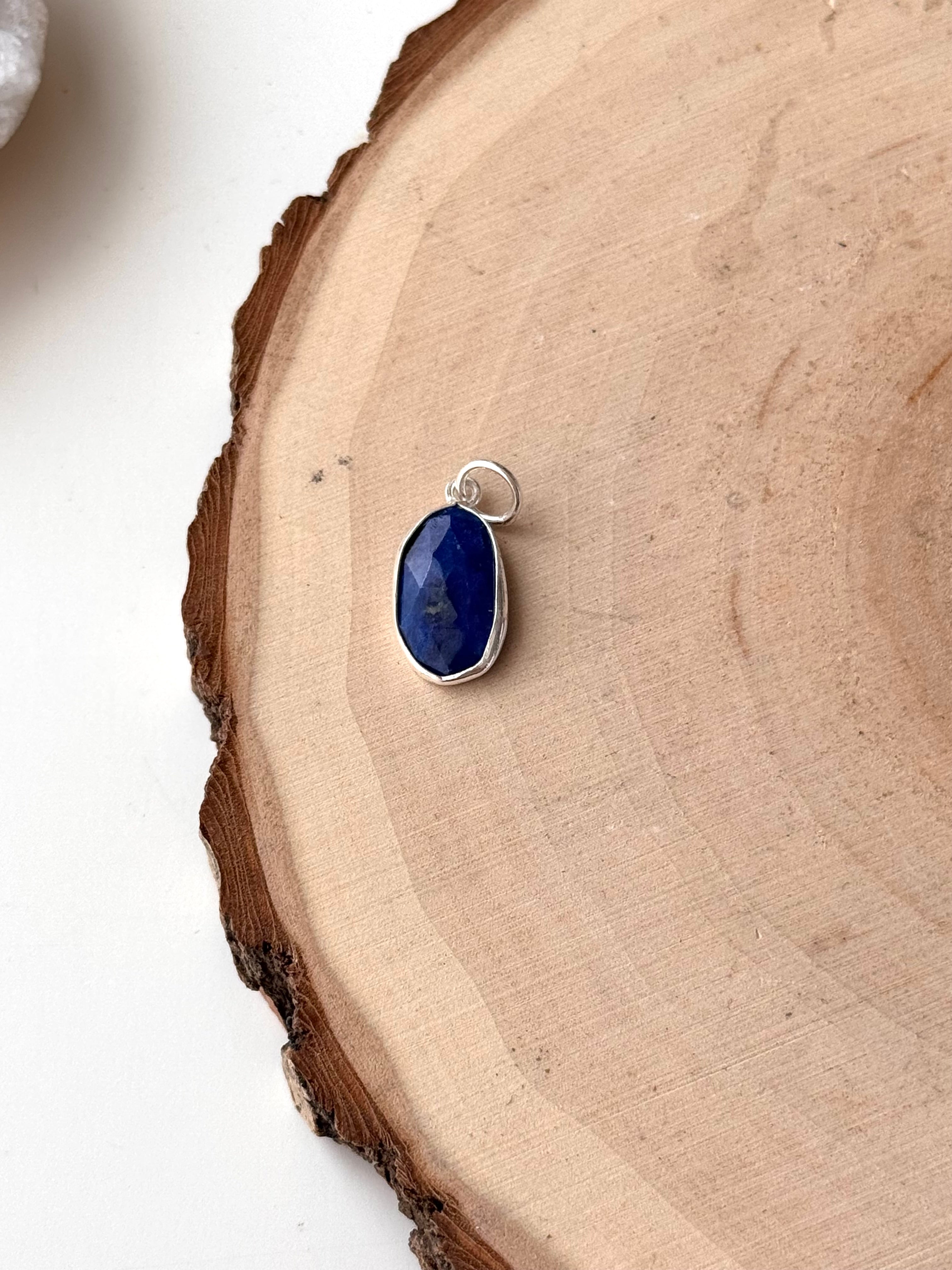 COLGANTE LAPISLÁZULI FACETADO