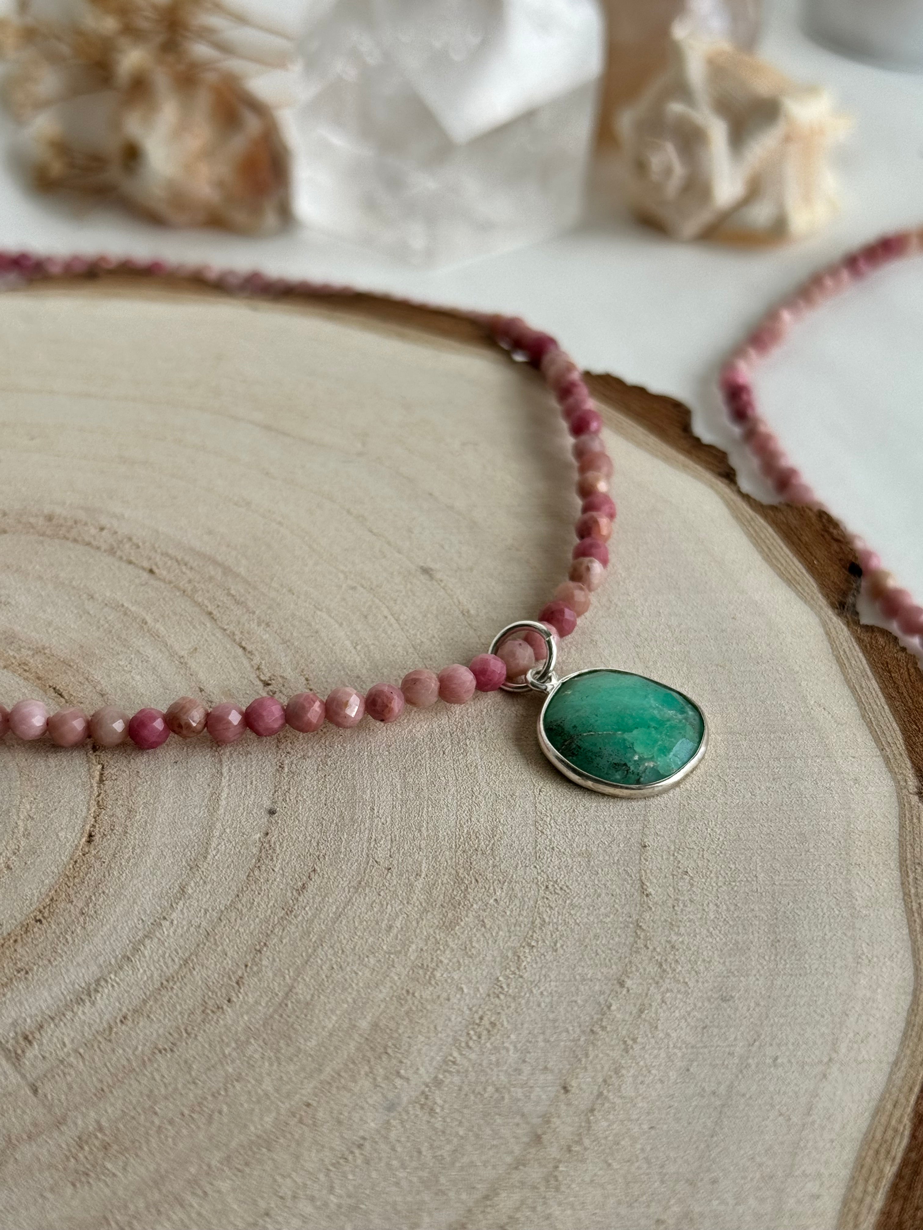 COLLAR SANAR Y RENACER | RODONITA Y CRISOPRASA