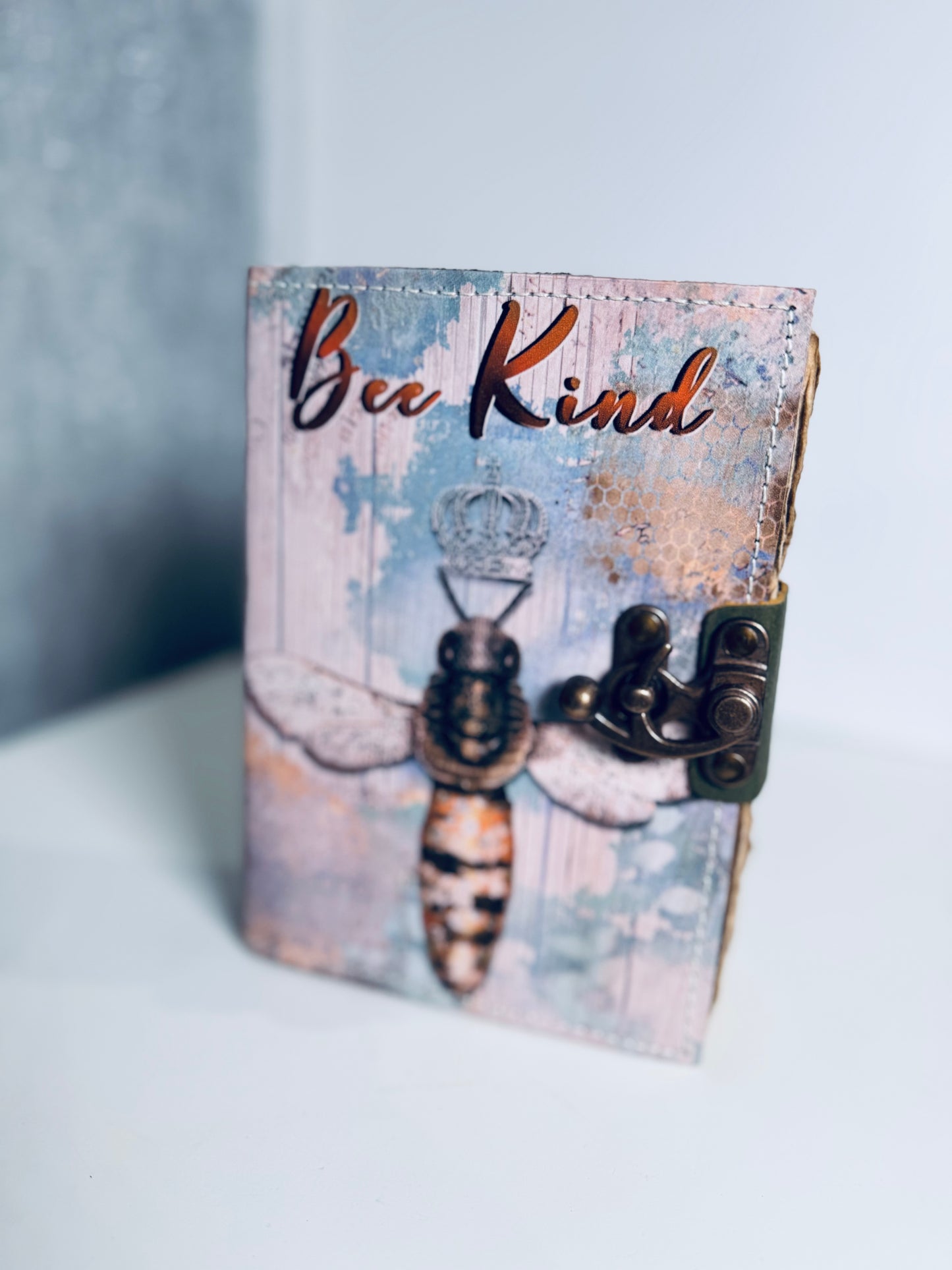 GRIMORIO/CUADERNO BEE KIND