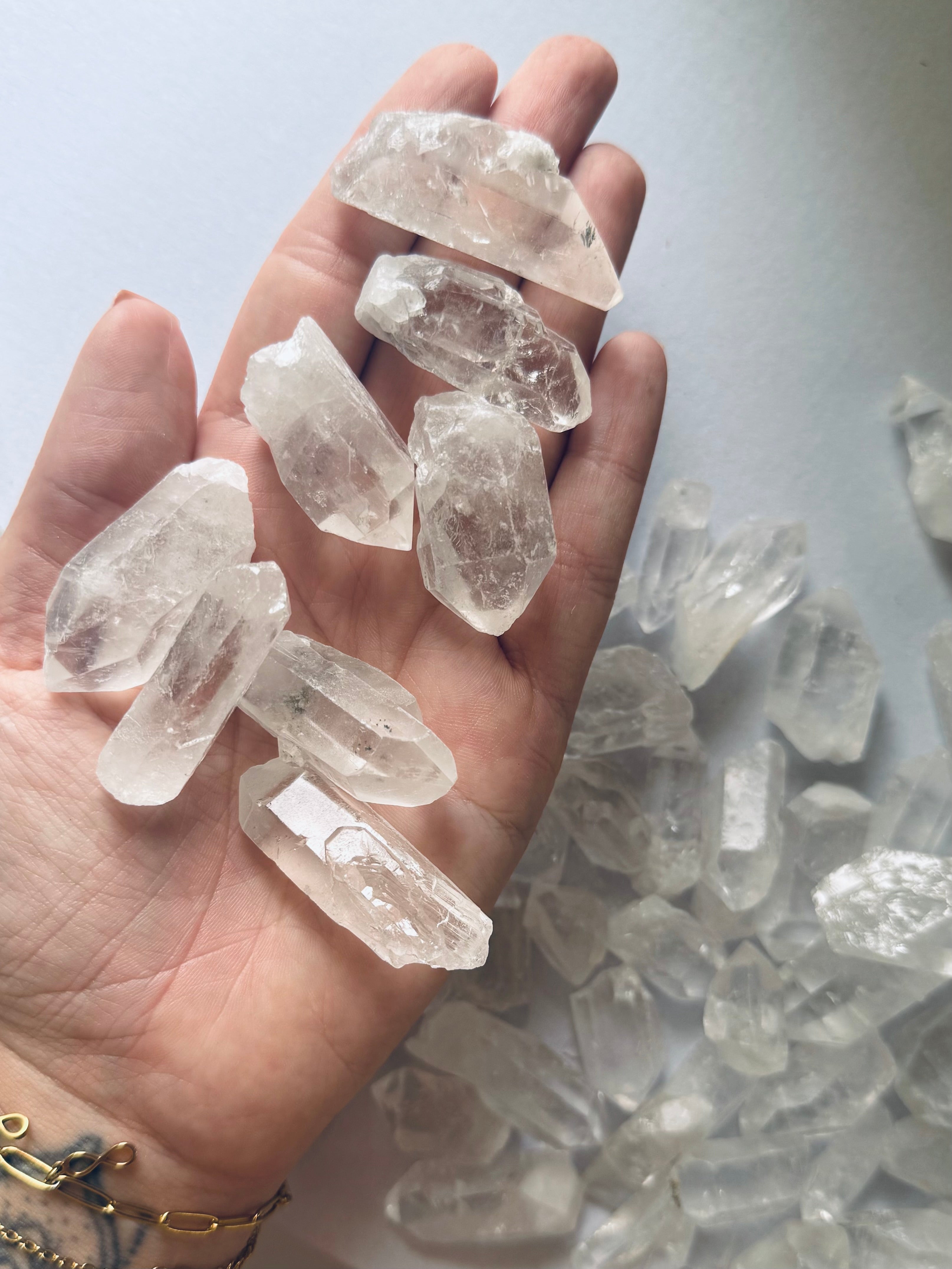 PUNTA DE CUARZO NATURAL