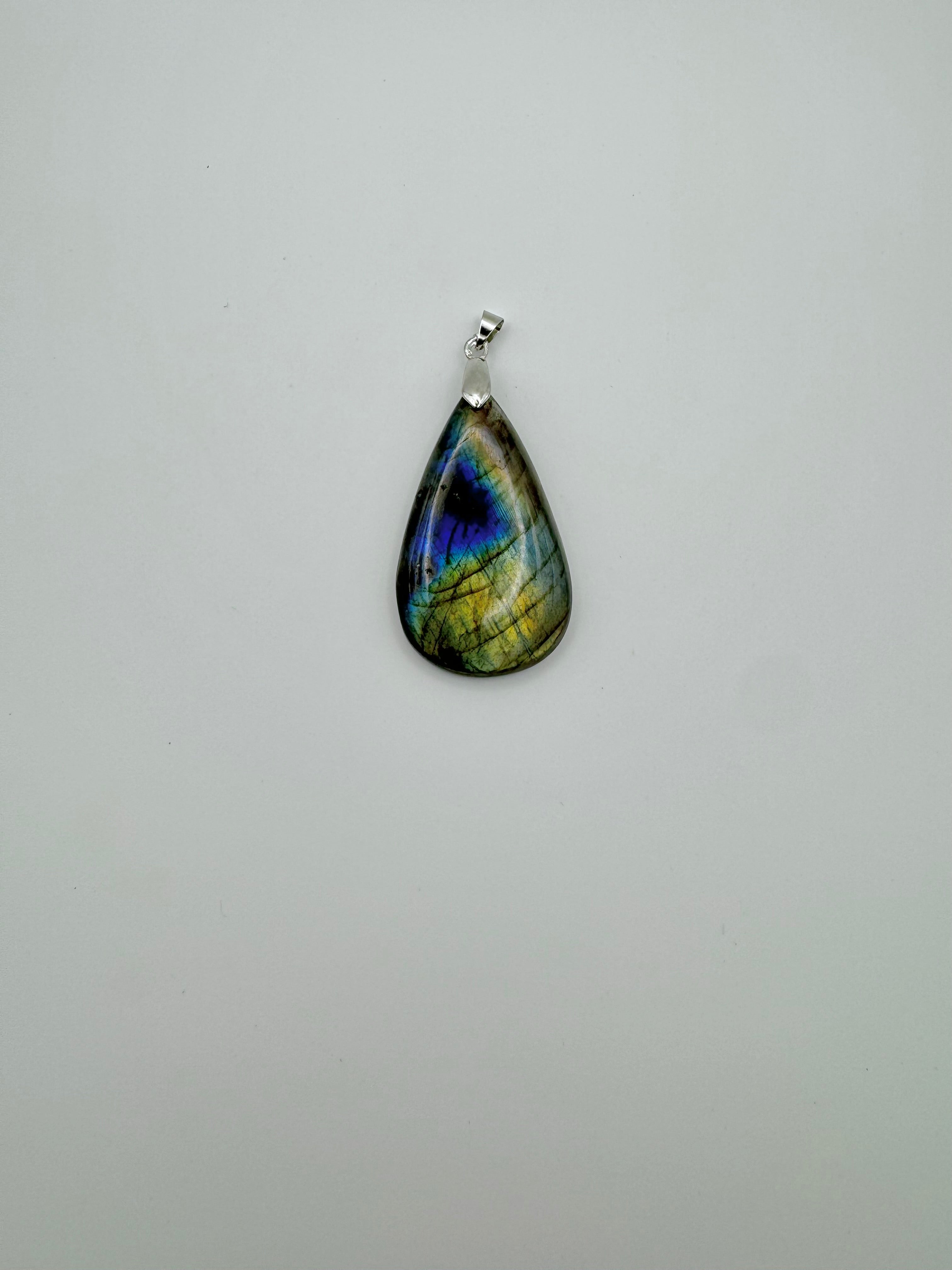 COLGANTE CABUJÓN LABRADORITA | CONEXIÓN ESPIRITUAL