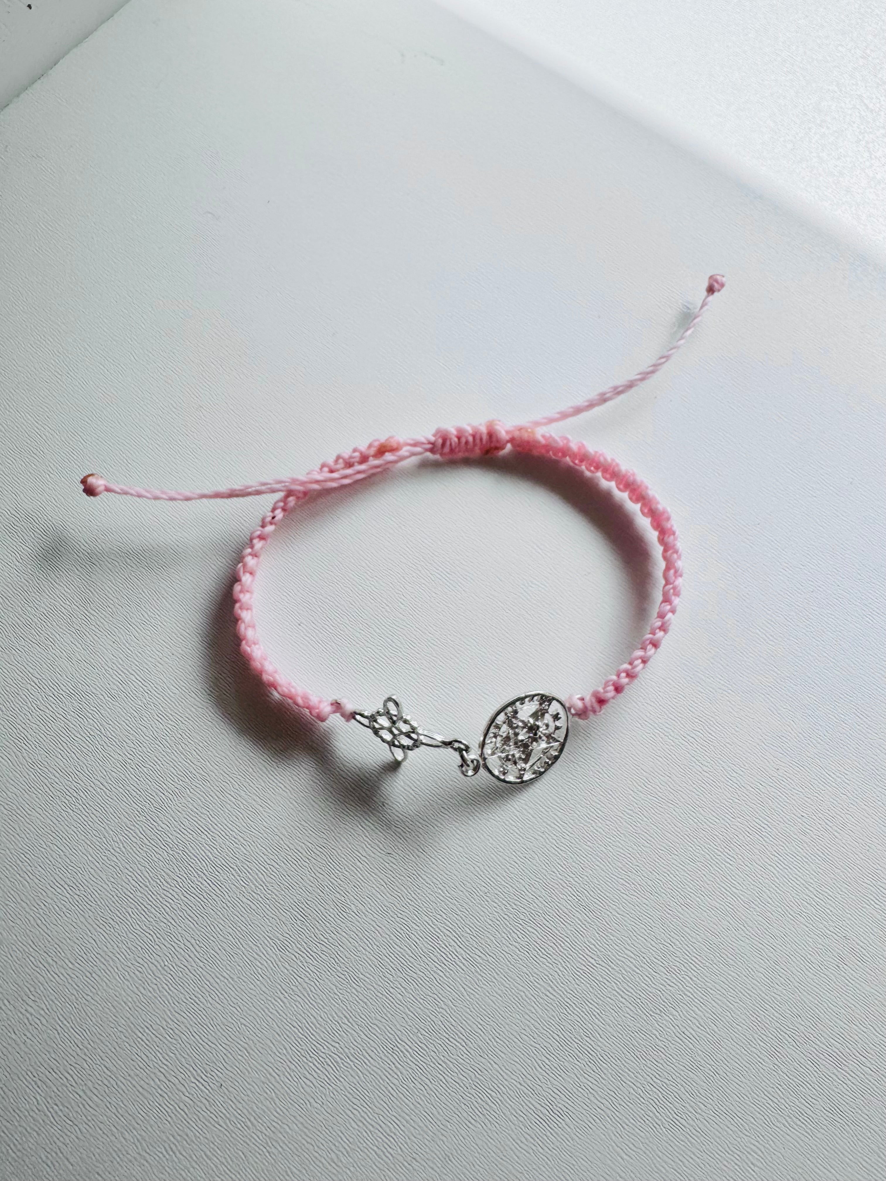 PULSERA DOBLE PROTECCIÓN MACRAMÉ AJUSTABLE