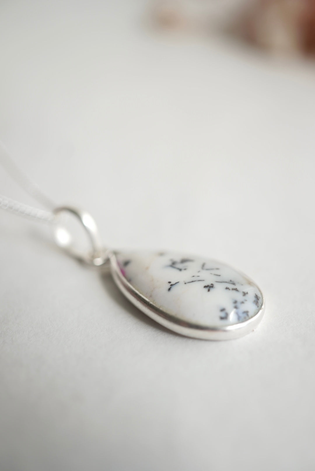 COLGANTE ÁGATA DENDRITICA ESPIRITUAL