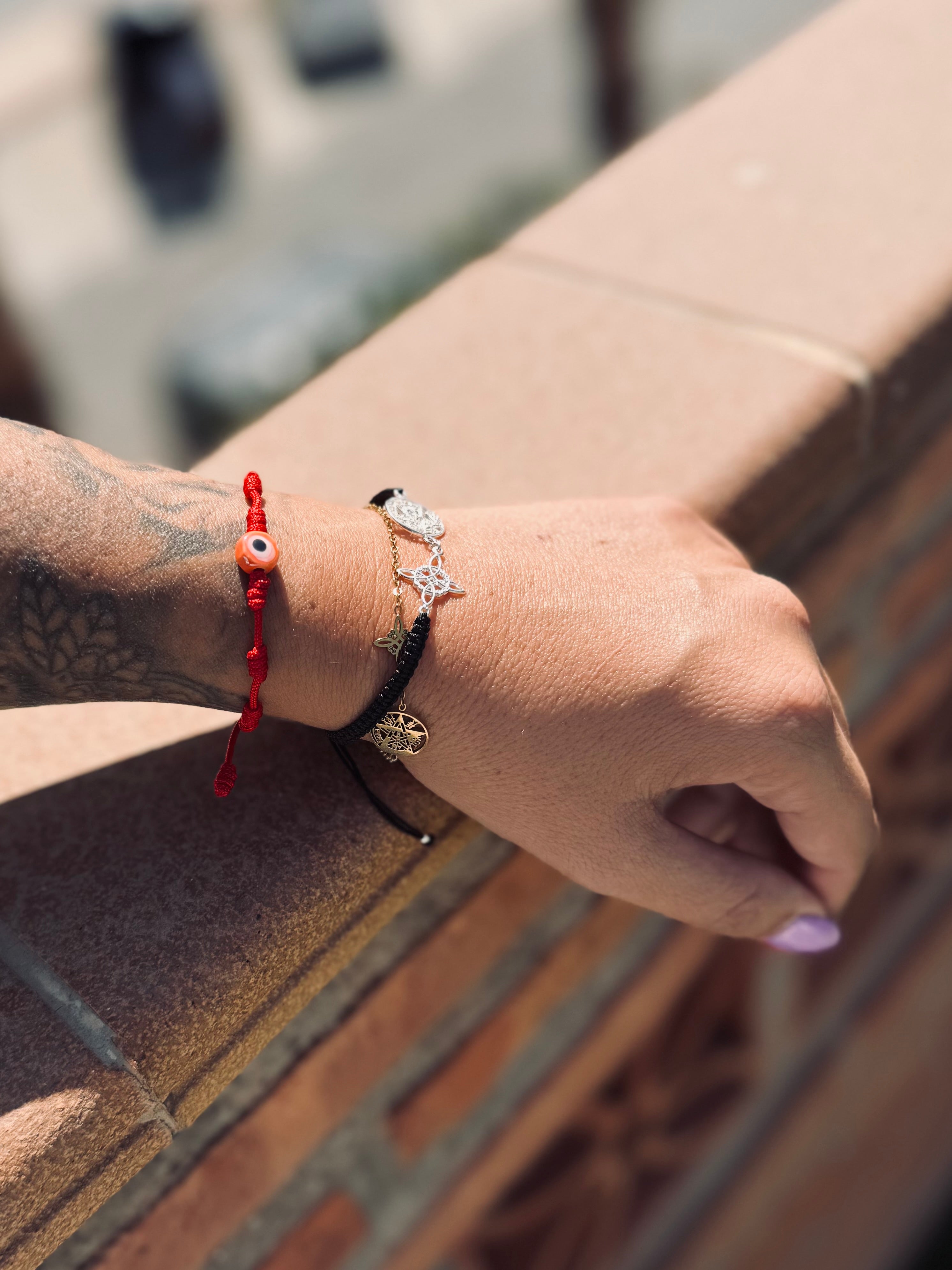 PULSERA DOBLE PROTECCIÓN MACRAMÉ AJUSTABLE