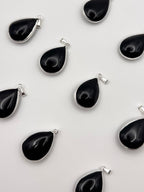 COLGANTE GOTA OBSIDIANA EN BAÑO DE PLATA