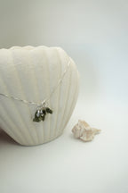 MOLDAVITA COLGANTE PLATA