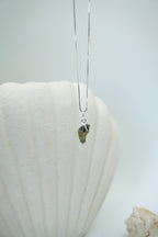 MOLDAVITA COLGANTE PLATA