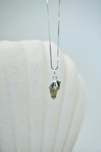 MOLDAVITA COLGANTE PLATA