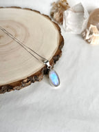 COLGANTE PIEDRA LUNA