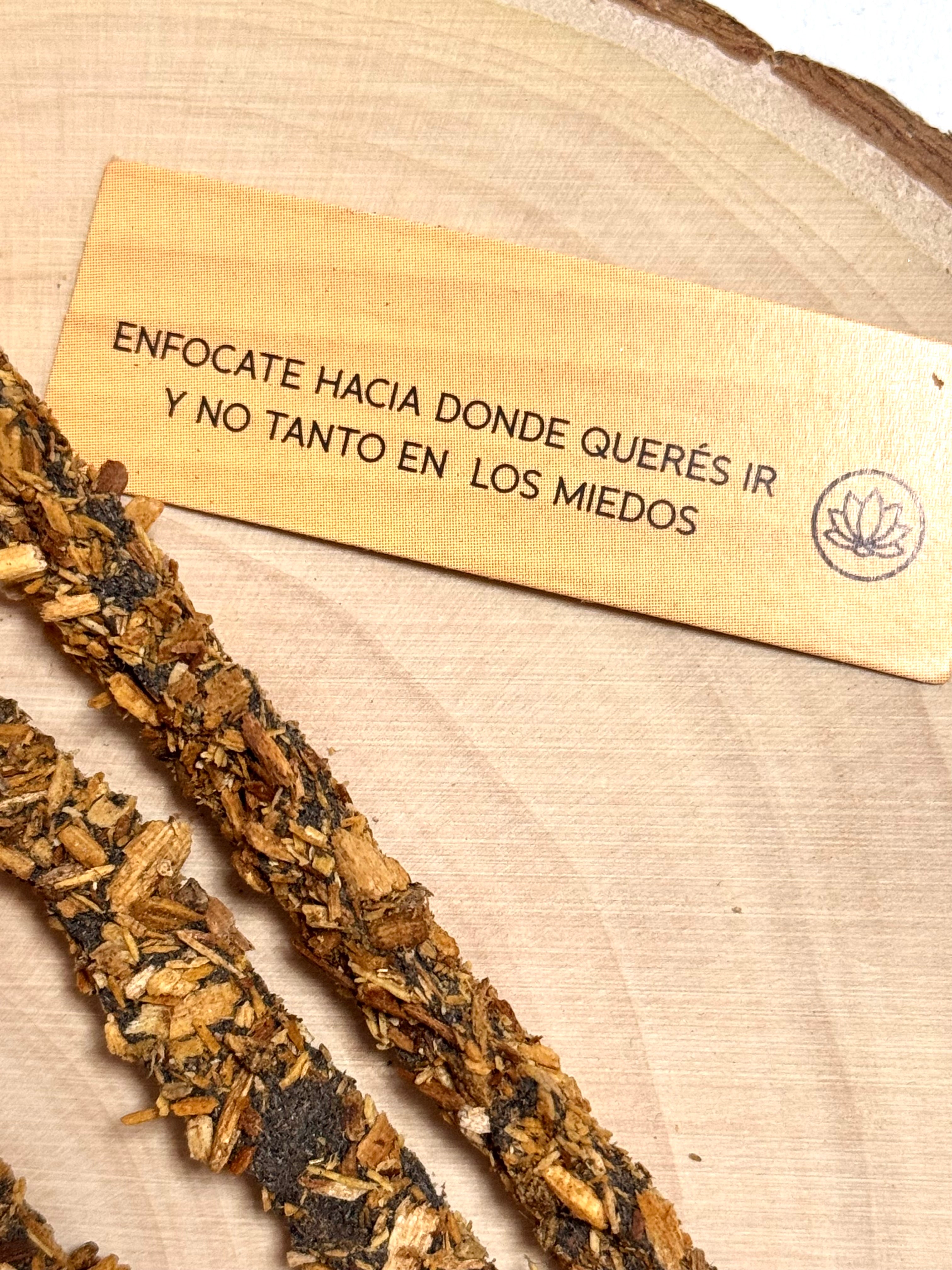 MINI PALO SANTO VARILLAS BUENA ONDA | LAVANDAS DEL VALLE